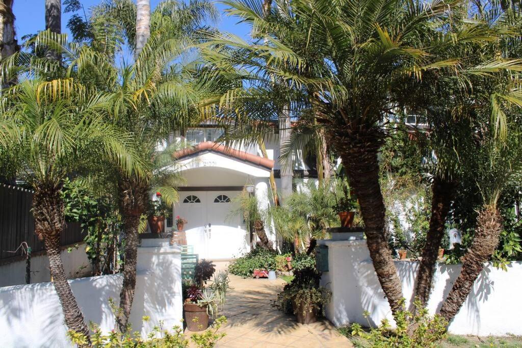 Stylish Mediterranean Villa, Pool, Jacuzzi, Hollywood & Malibu Bliss Лос-Анджелес Экстерьер фото